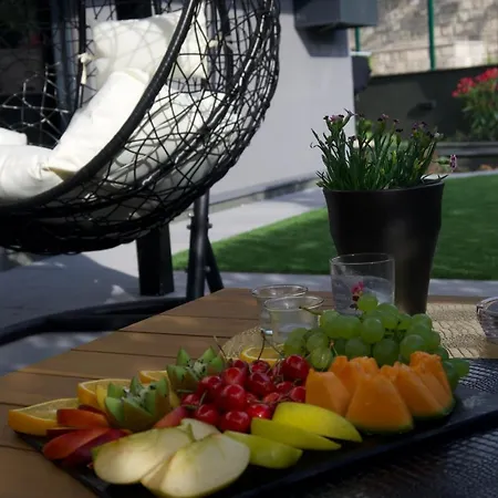 Garden Paradise With Private Parking * Split